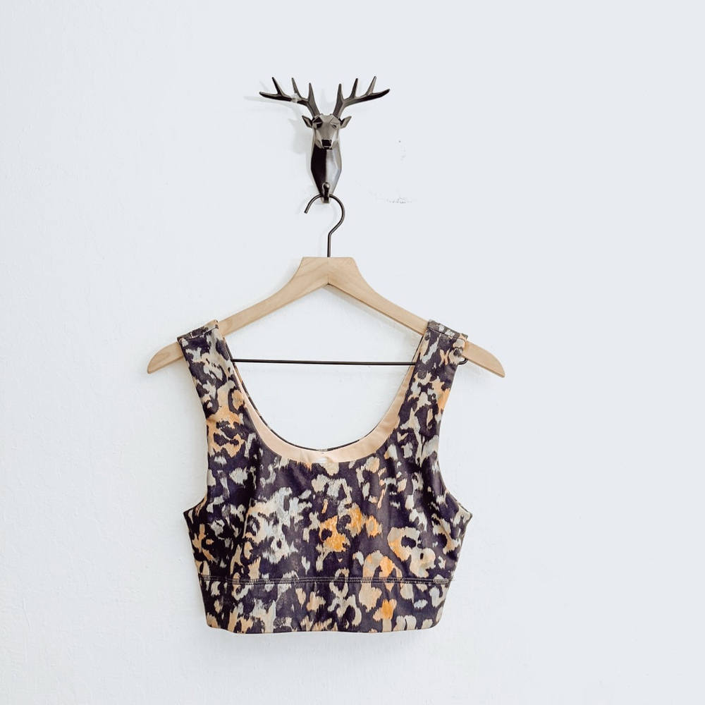 Fabletics Women's Dark Blue Orange Leopard Print Sports Bra Size Small